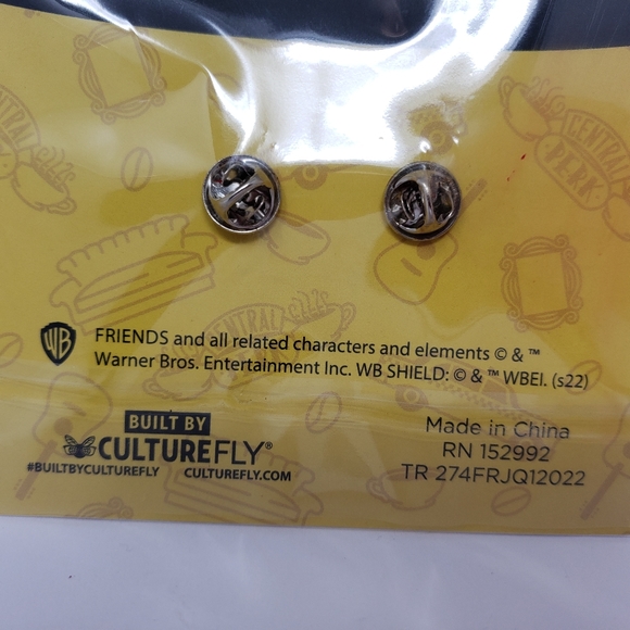 Friends TV Show How You Doin Enamel Pin Button - Picture 4 of 7